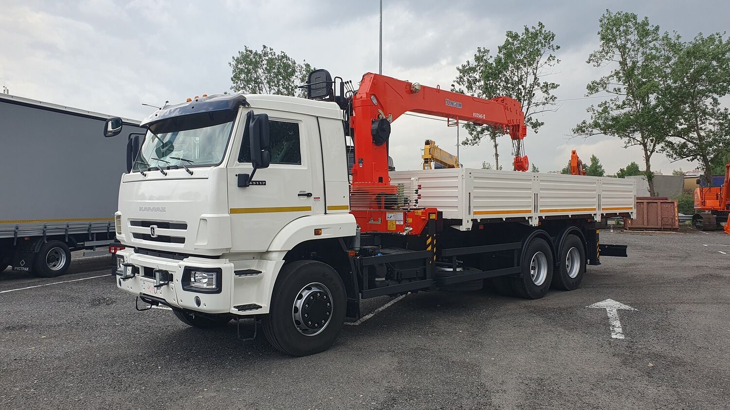 Максимальная продуктивность. Бортовой КАМАЗ 65117 с КМУ Kanglim 1256