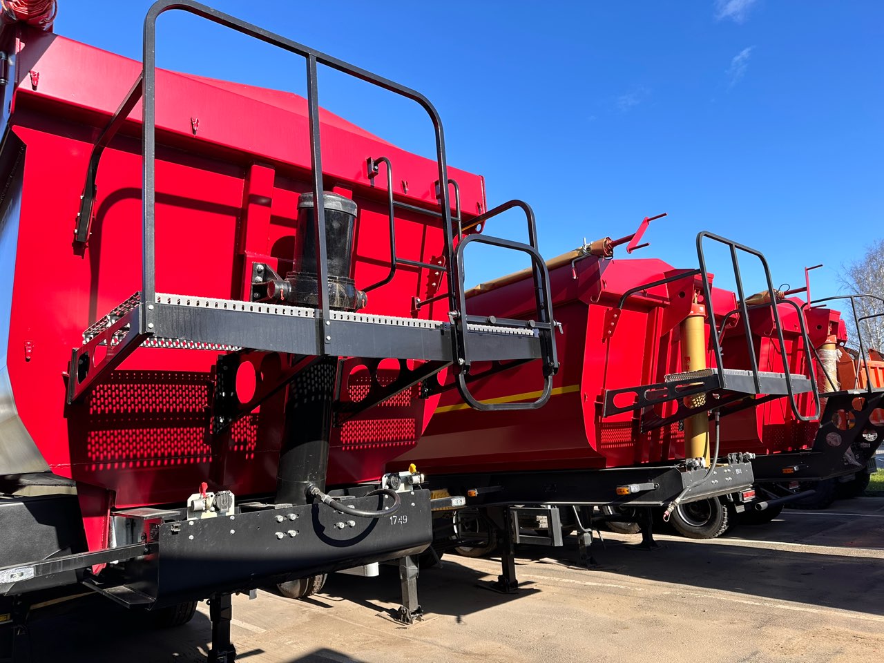 Усильте свой автопарк: спеццены на КАМАЗ и прицепную технику от «ПарнасАвтоКомплекс»