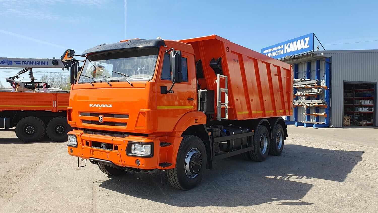 Кликните для увеличения изображения самосвал КАМАЗ 6520-7915-49(B5) 6х4, рестайлинг 2