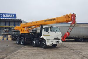 автокран ИВАНОВЕЦ КС-55717К-1, г/п 32 т на шасси КАМАЗ 6540-48