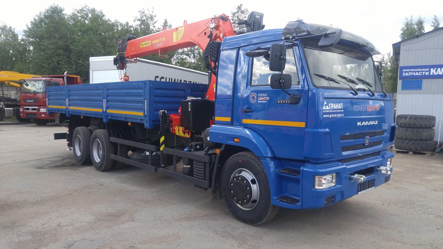 Бортовой КАМАЗ 65117-3010-50 с КМУ PALFINGER INMAN ИТ-150 без доп.опор