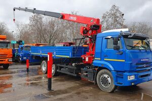 бортовой КАМАЗ 65117-3010-48(А5) с кму HORYONG HRS 216