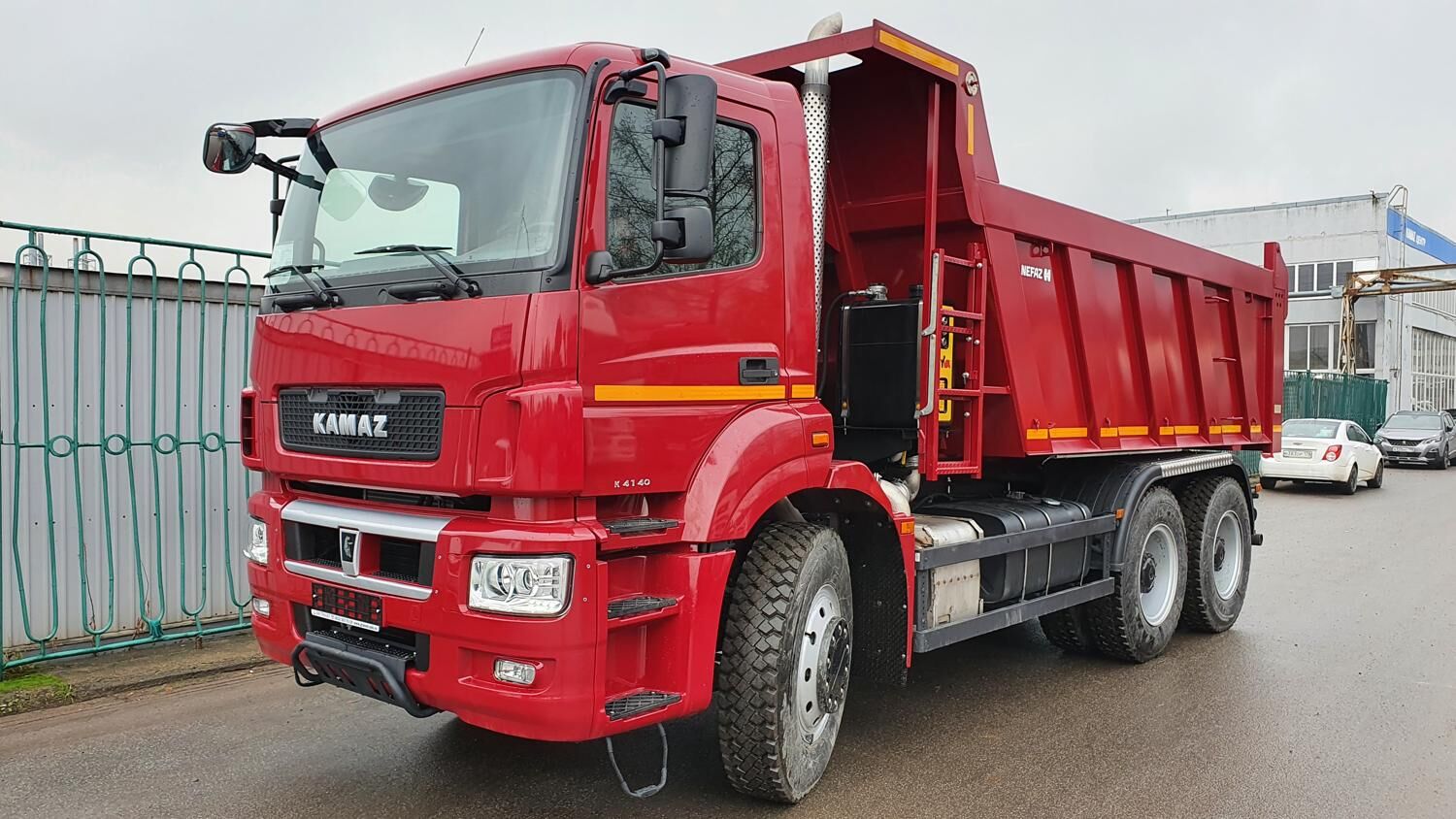 самосвал КАМАЗ 6580-002-87(S5)