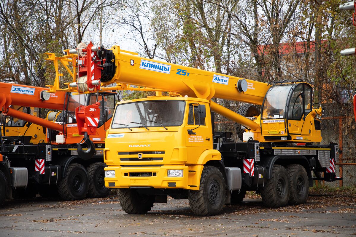 автокран КЛИНЦЫ КС-55713-5К-4, г/п 25 т на шасси КАМАЗ 43118 6х6
