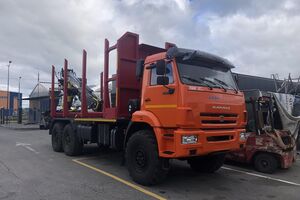 Сортиментовоз с ГМУ VM10L74 на шасси КАМАЗ 43118-23027-50 с ГМУ VM10L74