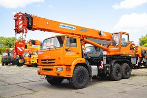 Автокран КЛИНЦЫ КС-55713-5К-1, г/п 25 т на шасси КАМАЗ 43118-50