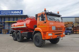 автотопливозаправщик Трансмастер мод. 4671 (10,0 куб.м, 2 отсека) на шасси КАМАЗ-43118