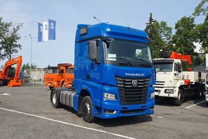 седельный тягач KAMAZ 54901-70004-CA (М1946) с автоматизир. КПП Fast Gear, пер. и зад. мост HDZ