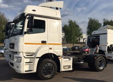 седельный тягач КАМАЗ 5490-042-87(S5)