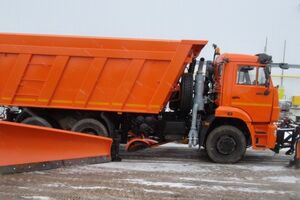 КДМ-7881010 на с.КамАЗ-6520-49 (Передний поворотный отвал, Средний нож, Боковой отвал)