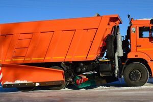 КДМ-7881010 на с.КамАЗ-6520-49 (Боковой отвал, Средняя щетка)