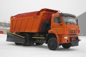 КДМ-7881011 на с.КамАЗ-6522 (ПС (сталь 09Г2С, V=10,5 м3), Боковой отвал, Монтажная плита