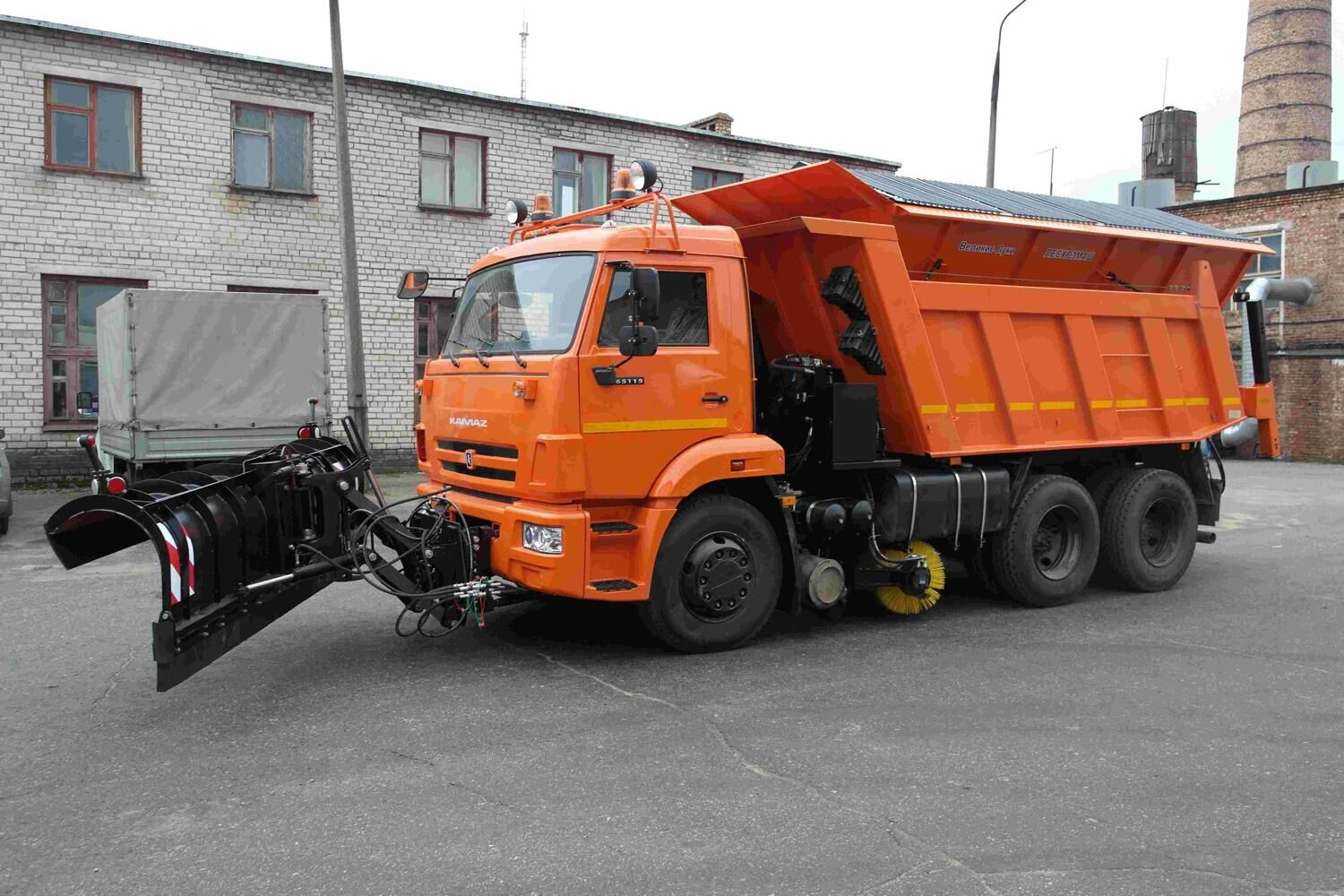 ЭД-405А1 на с.65115-48 (ПС сталь 09Г2С, V=8 м3, Передний отвал, Средняя щетка)
