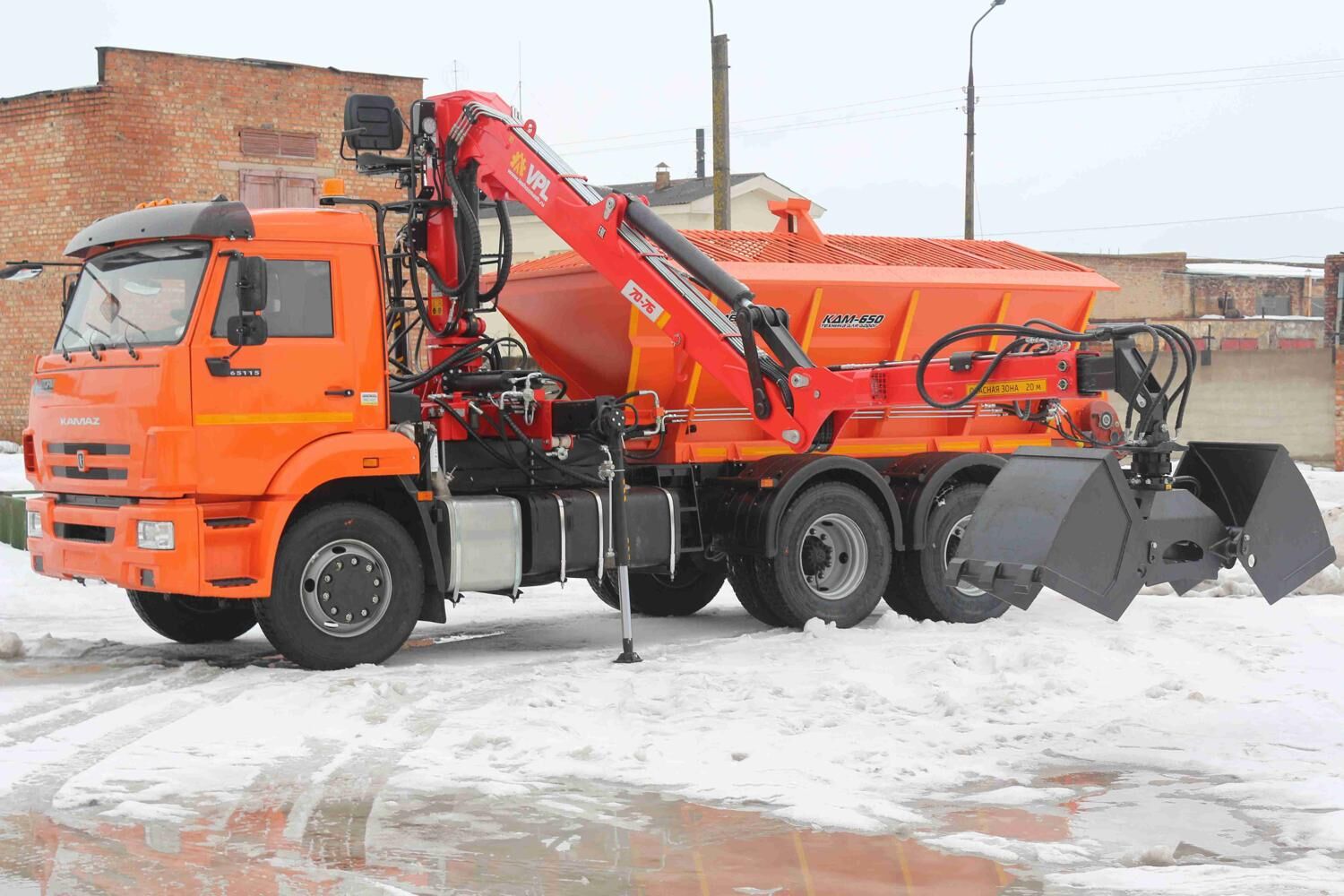 КДМ-650-01 на ш.65115-48 (ГМУ, ПС сталь 09Г2С, V=8 м3)