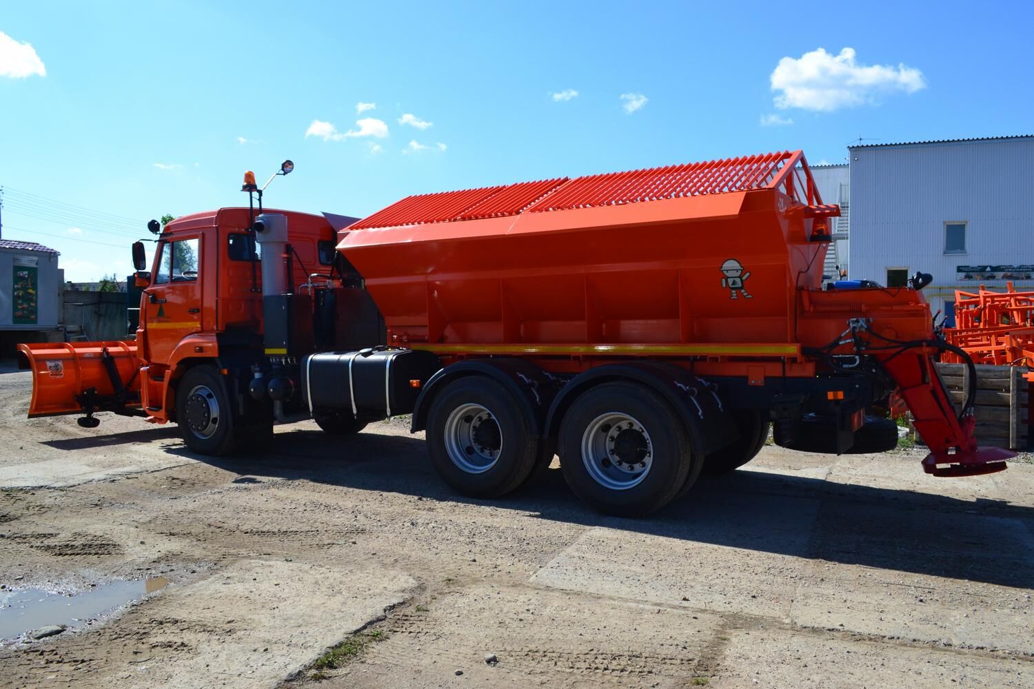 КДМ-7881022 на ш.65115-50 (ПС сталь 09Г2С, V=10,5 м3, Передний отвал)